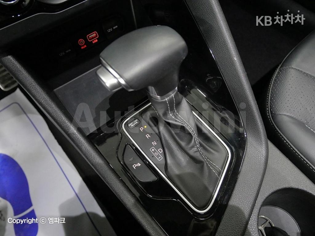 2018 KIA NIRO 1.6 NOBLESSE - 12