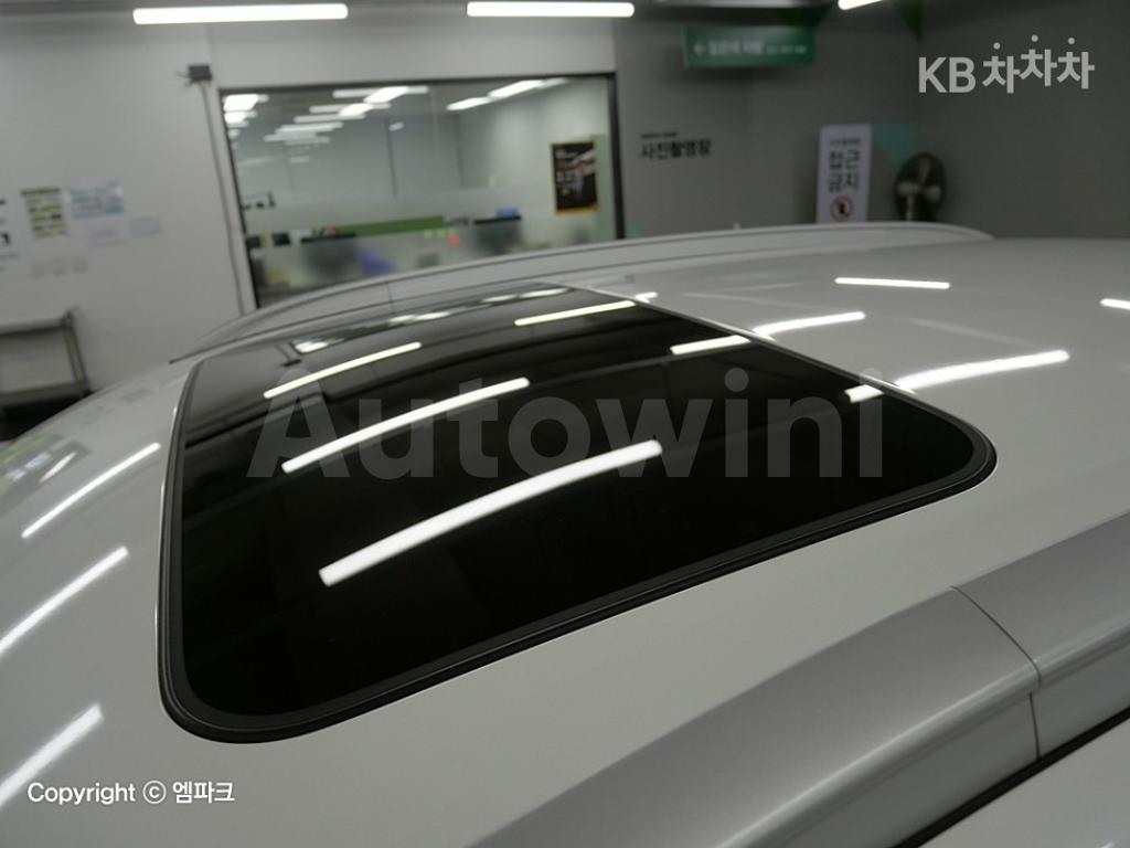 2018 KIA NIRO 1.6 NOBLESSE - 16