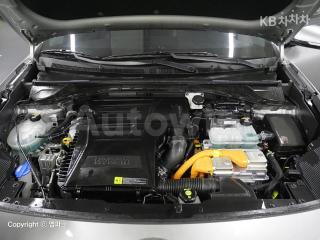 KNACA81CGLA292976 2020 KIA  NIRO 1.6 HEV LUXURY-4