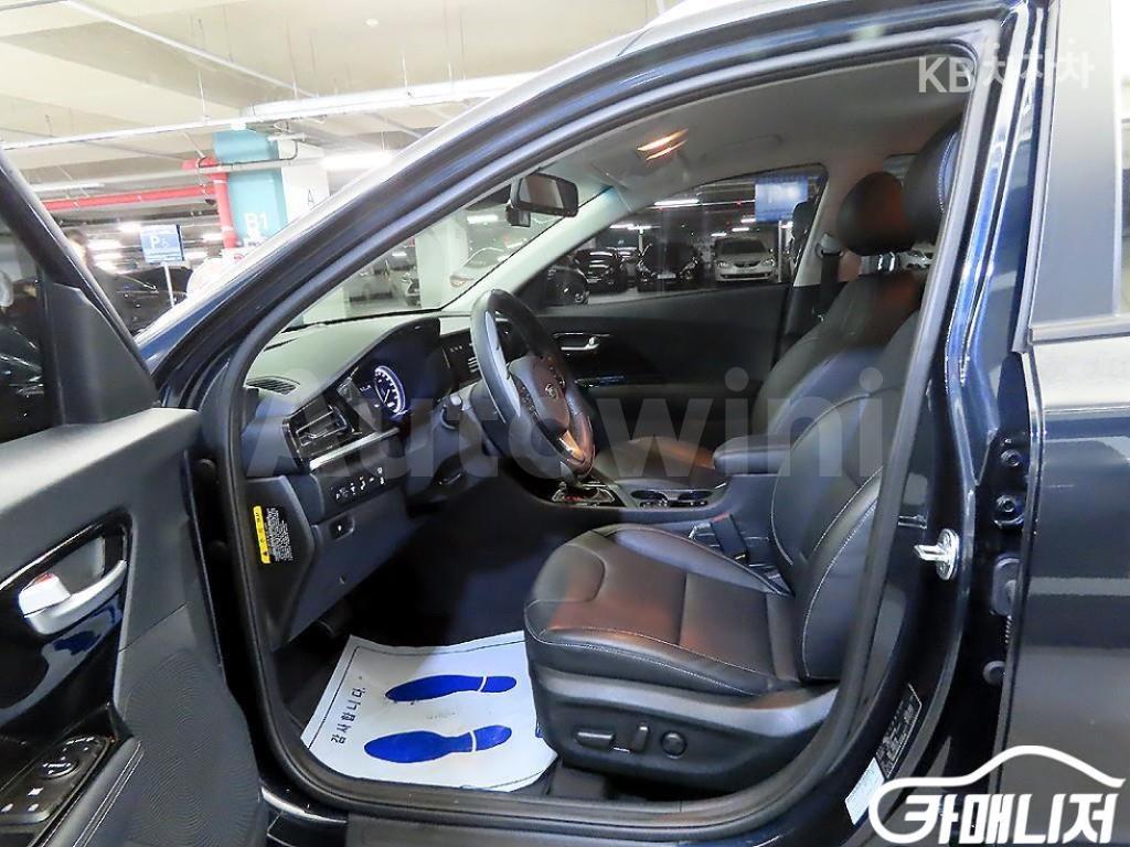 KNACB81CGLA371690 2020 KIA  NIRO 1.6 HEV PRESTIGE-4