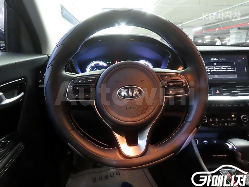 2020 KIA  NIRO 1.6 HEV PRESTIGE - 7