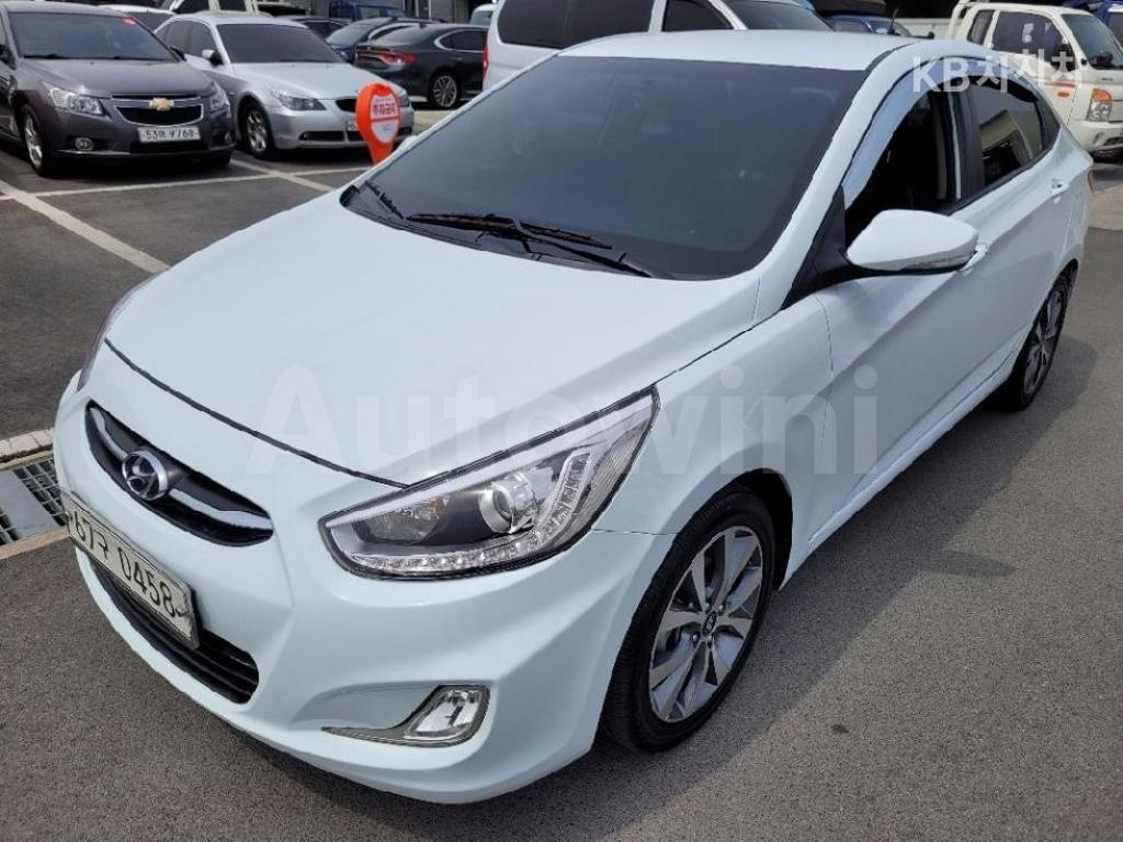 KMHCU41BEHU224449 2017 HYUNDAI ACCENT  1.4 VVT PREMIUM-0