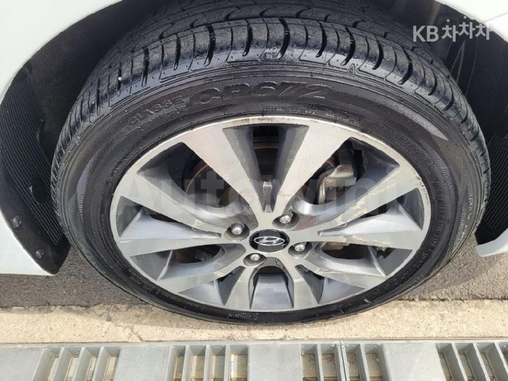 2017 HYUNDAI ACCENT  1.4 VVT PREMIUM - 17