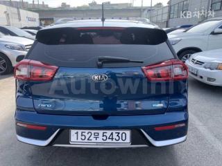 2018 KIA NIRO 1.6 PRESTIGE - 4