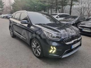KNACE81CGLA365090 2020 KIA  NIRO 1.6 HEV NOBLESSE SPECIAL-3