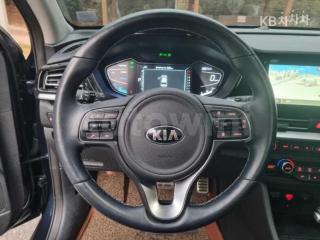 2020 KIA  NIRO 1.6 HEV NOBLESSE SPECIAL - 16