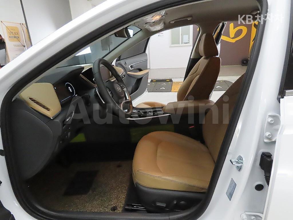 2021 HYUNDAI SONATA DN8 1.6 T 인스퍼레이션 - 9
