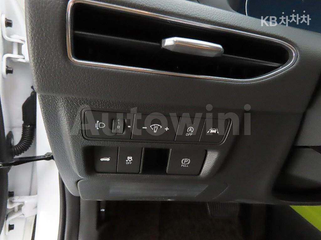 2021 HYUNDAI SONATA DN8 1.6 T 인스퍼레이션 - 11
