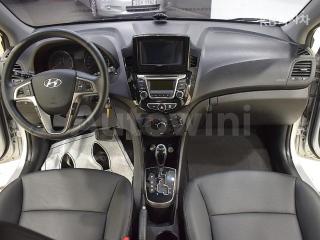 KMHCT41BEHU304651 2017 HYUNDAI ACCENT  1.4 VVT MORDERN-3