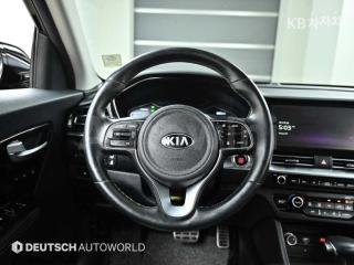 2020 KIA  NIRO 1.6 HEV NOBLESSE SPECIAL - 13
