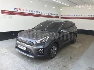 KNACB81CGLA416420 2020 KIA  NIRO 1.6 HEV PRESTIGE-1