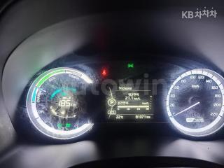 2017 KIA NIRO 1.6 PRESTIGE - 7