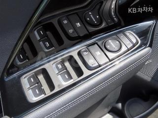 2017 KIA NIRO 1.6 PRESTIGE - 9