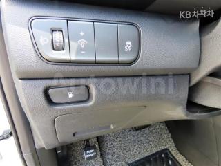 2017 KIA NIRO 1.6 PRESTIGE - 10