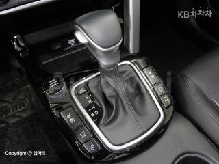 2021 KIA SELTOS 1.6 GASOLINE TURBO 2WD SIGNATURE - 12