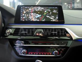2017 BMW  5SERIES G30  530D M SPORT - 11