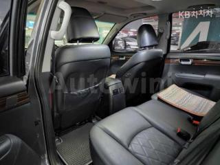 KNAKN814DKA192649 2019 KIA  MOHAVE BORREGO 4WD PRESIDENT 5 SEATS-5
