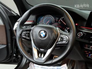 2017 BMW  5SERIES G30  520D M SPORT PLUS - 7