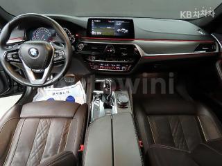 2017 BMW  5SERIES G30  520D M SPORT PLUS - 9