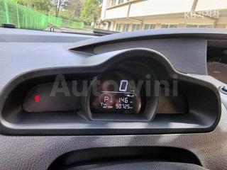 2017 SSANGYONG KORANDO TURISMO 9 SEATS 4WD TX - 9