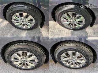 2017 SSANGYONG KORANDO TURISMO 9 SEATS 4WD TX - 19
