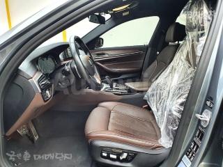 2017 BMW  5SERIES G30  530I M SPORT PLUS - 8