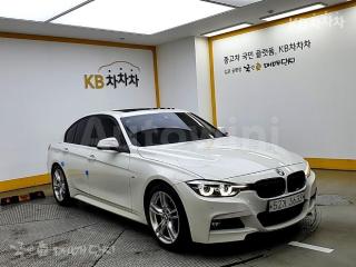 WBA8B9102JA538384 2018 BMW 3 SERIES 330I F30 M SPORTS-1