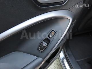 2014 HYUNDAI SANTAFE DM R2.0 2WD PREMIUM BASIC - 17