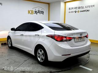 KMHDG41DBGU590405 2016 HYUNDAI  AVANTE ELANTRA 1.6 GDI SMART BASIC-3