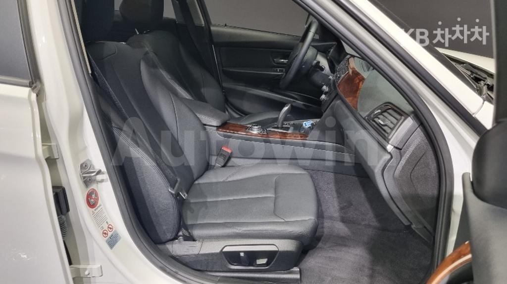 2012 BMW 3 SERIES 320D F30(12~) - 10