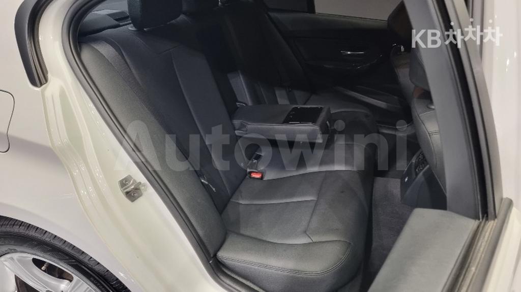 2012 BMW 3 SERIES 320D F30(12~) - 11