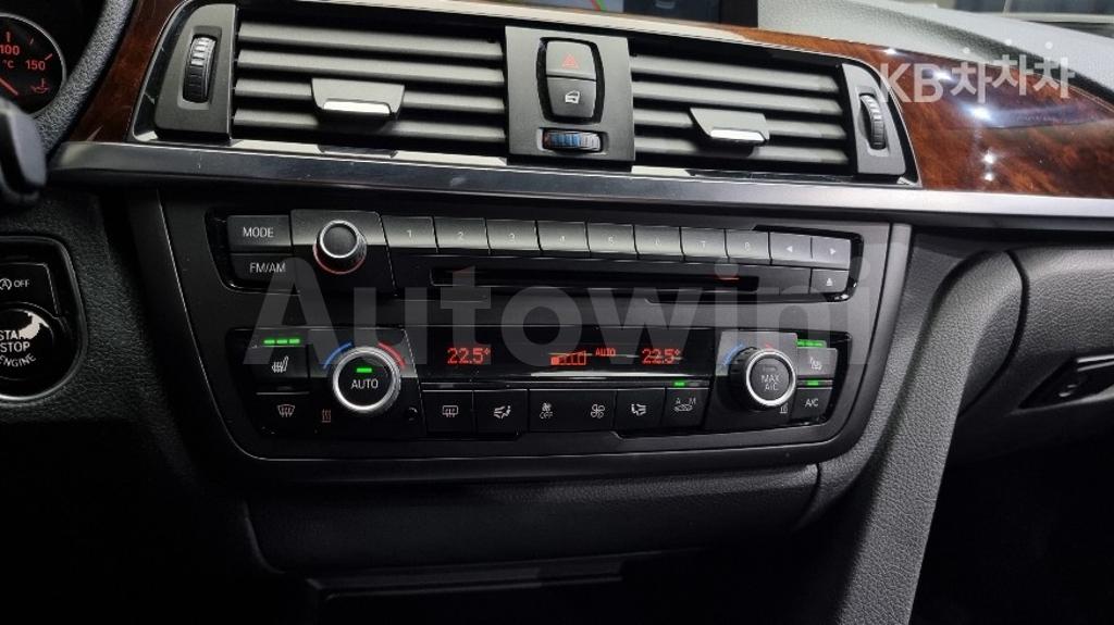 2012 BMW 3 SERIES 320D F30(12~) - 16