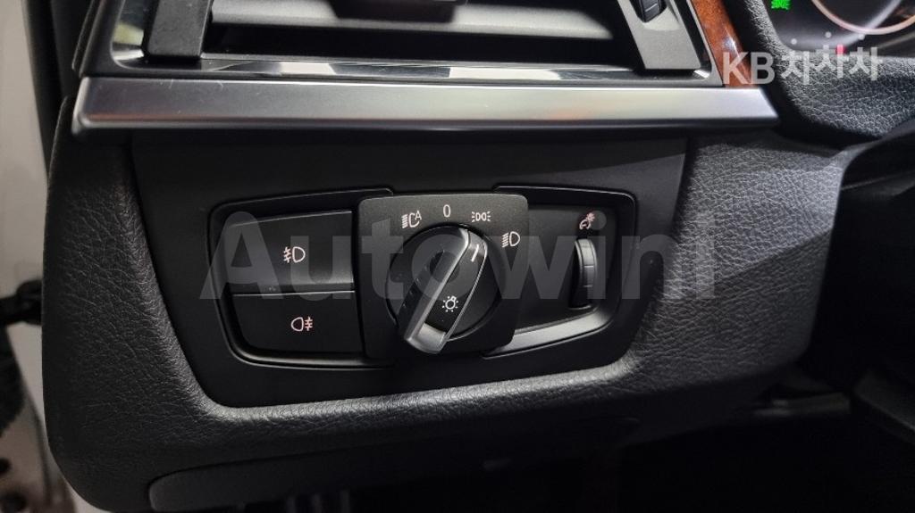 2012 BMW 3 SERIES 320D F30(12~) - 17