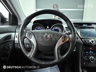 2016 HYUNDAI  AVANTE ELANTRA 1.6 GDI SMART BASIC - 13