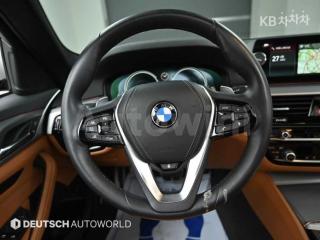 2017 BMW  5SERIES G30  530I M SPORT - 13