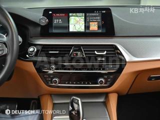 2017 BMW  5SERIES G30  530I M SPORT - 14