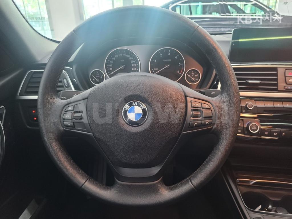 2018 BMW 3 SERIES 320D F30(12~) - 10
