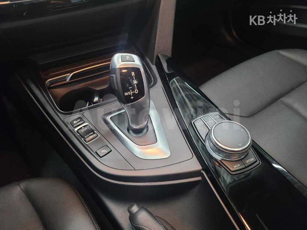 2018 BMW 3 SERIES 320D F30(12~) - 17
