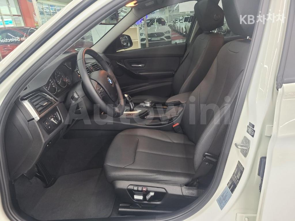 2018 BMW 3 SERIES 320D F30(12~) - 13