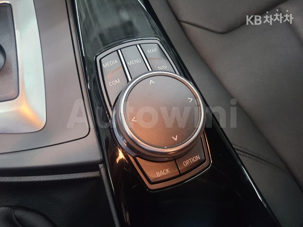 2018 BMW 3 SERIES 320D F30(12~) - 18