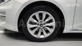 2016 KIA K5 2ND GEN OPTIMA 1.7 DIESEL MX PRESTIGE - 13