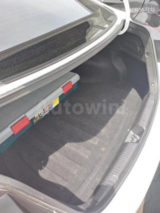 KMHDG41DBEU883337 2014 HYUNDAI AVANTE MD ELANTRA M16 GDI 에비뉴-2
