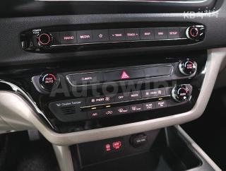 2019 KIA  CARNIVAL SEDONA 9 SEATS 2.2 DIESEL LUXURY - 12