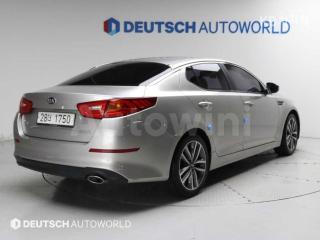 KNAGM419BEA453755 2014 KIA  K5 OPTIMA TRENDY-1