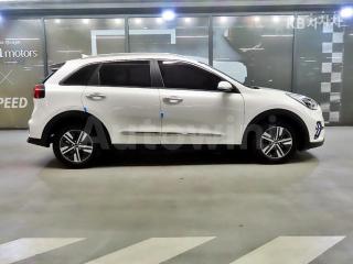 KNACB81CGLA392719 2020 KIA  NIRO 1.6 HEV PRESTIGE-2