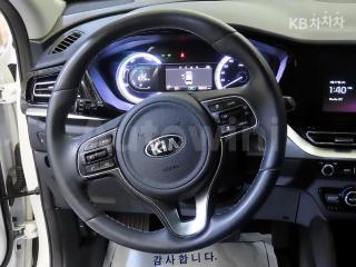 2020 KIA  NIRO 1.6 HEV PRESTIGE - 8