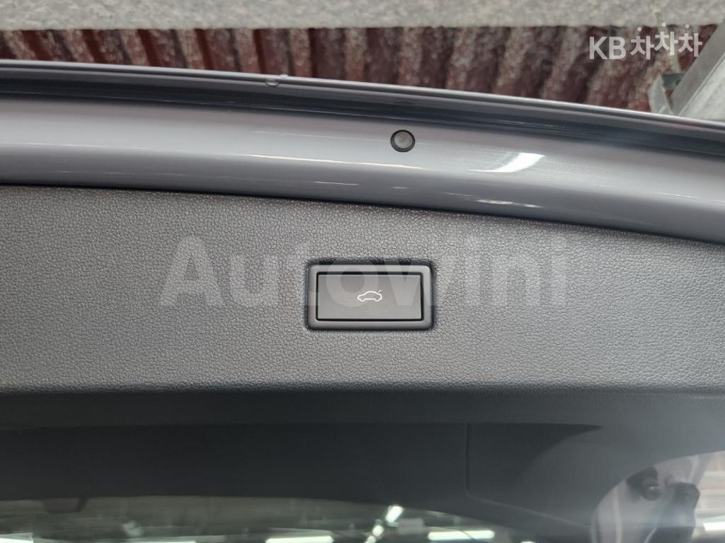 WVGZZZ5NZMW556819 2021 VOLKSWAGEN TIGUAN 2.0 TDI PRESTIGE-1