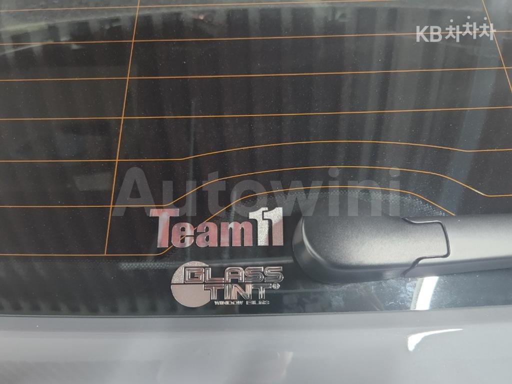 WVGZZZ5NZMW556819 2021 VOLKSWAGEN TIGUAN 2.0 TDI PRESTIGE-3