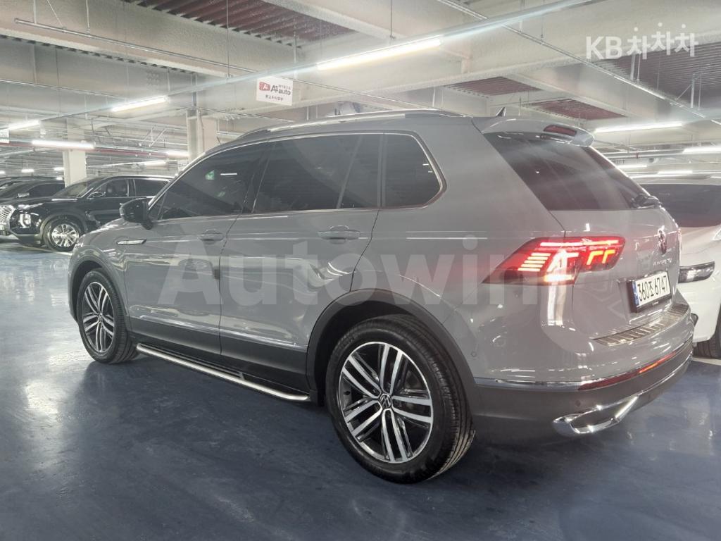 WVGZZZ5NZMW556819 2021 VOLKSWAGEN TIGUAN 2.0 TDI PRESTIGE-5
