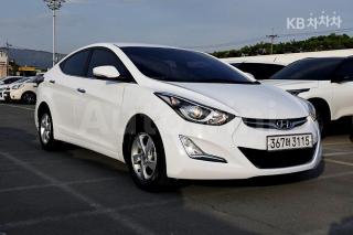 KMHDG41DBGU504541 2016 HYUNDAI  AVANTE ELANTRA 1.6 GDI SMART BASIC-2